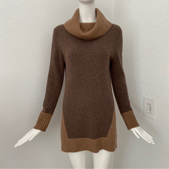 Lochleven turtle neck cashmere Sweater - Picture 1 of 9